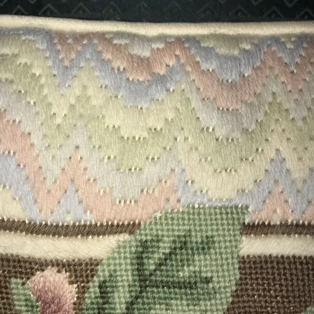 Needlepoint Throw Pillow Multicolor‎ Floral Bargello Flame Stitch Square